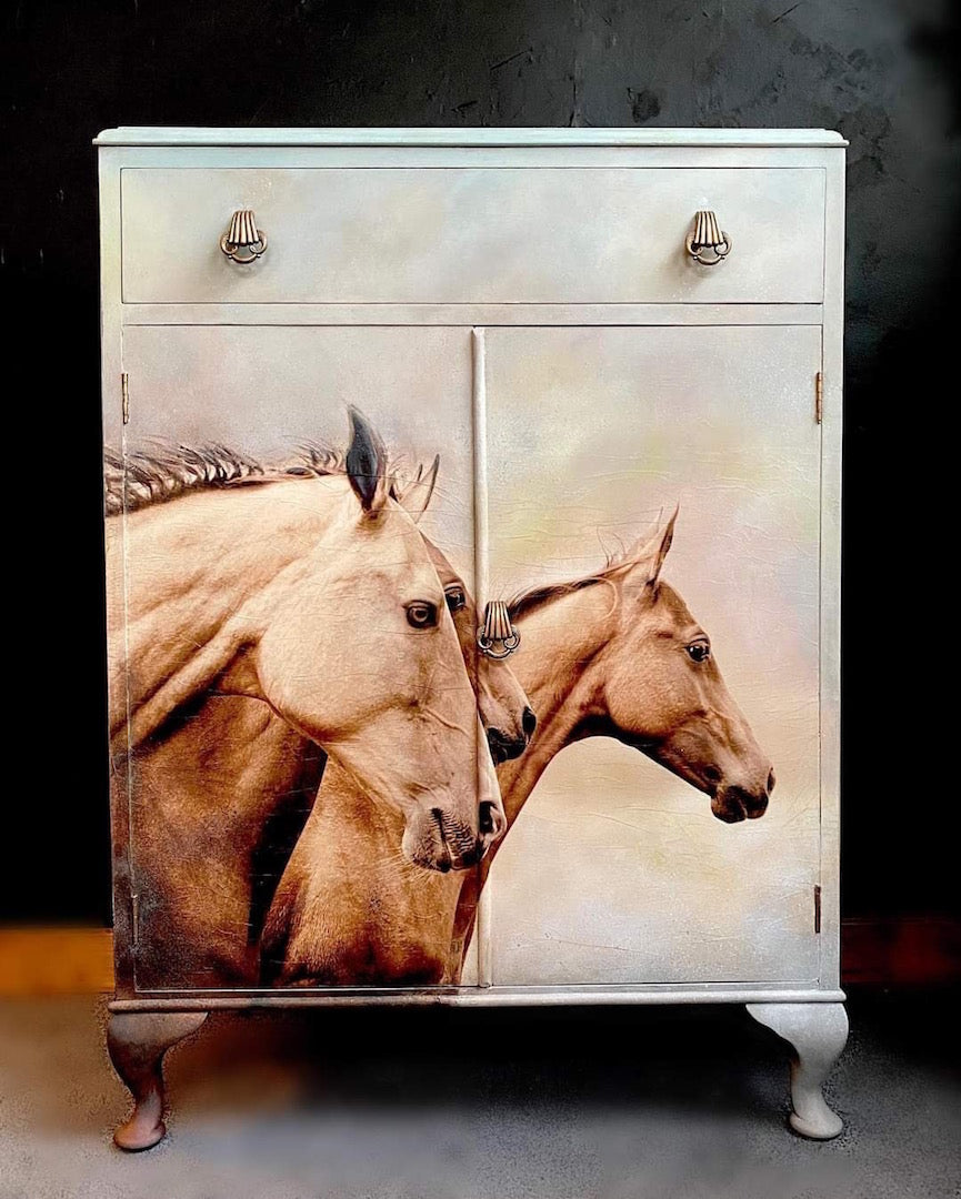Mint Decoupage Papers Sepia Horses